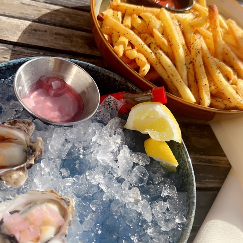 SKY Waikiki - Fries and oysters - Seafood Near Me - Honolulu, Hawaii
