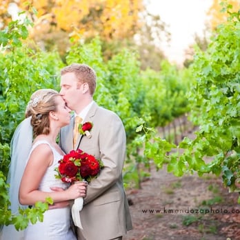 Kim Mendoza Photography - Kim's photo of Elizabeth and Geoff soon after their August 19 ceremony at Murrieta's Well. - Photographers Near Me