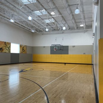 LA Fitness - Basketball/volleyball - Gyms Near Me - Camp Hill, Pennsylvania LA Fitness - Basketball/volleyball - Gyms Near Me - Camp Hill, Pennsylvania