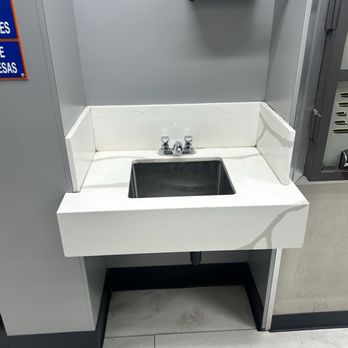 Coin-Op Laundry - Sink! - Laundromat Near Me - Costa Mesa, California Coin-Op Laundry - Sink! - Laundromat Near Me - Costa Mesa, California