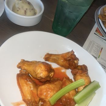Miller's Ale House - Lancaster - Buffalo wings and mashed potatoes - Sports Bars Near Me - Lancaster, Pennsylvania Miller's Ale House - Lancaster - Buffalo wings and mashed potatoes - Sports Bars Near Me - Lancaster, Pennsylvania