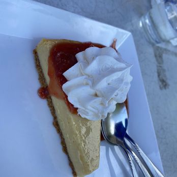 Riverwalk Restaurant - Key lime pie - New American Near Me - Yorktown, Virginia Riverwalk Restaurant - Key lime pie - New American Near Me - Yorktown, Virginia