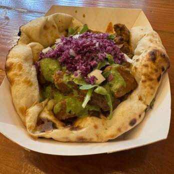 Taco Mahal - Lamb Curry naan - Indian Near Me - New York, New York Taco Mahal - Lamb Curry naan - Indian Near Me - New York, New York