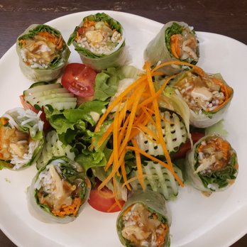 Tiny Pyramid - Lao rolls - Cafes Near Me - Honolulu, Hawaii