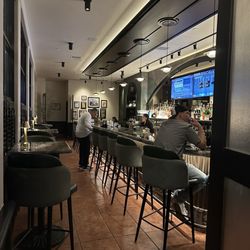 Gaetano's - Bar area. Quiet at 9pm.