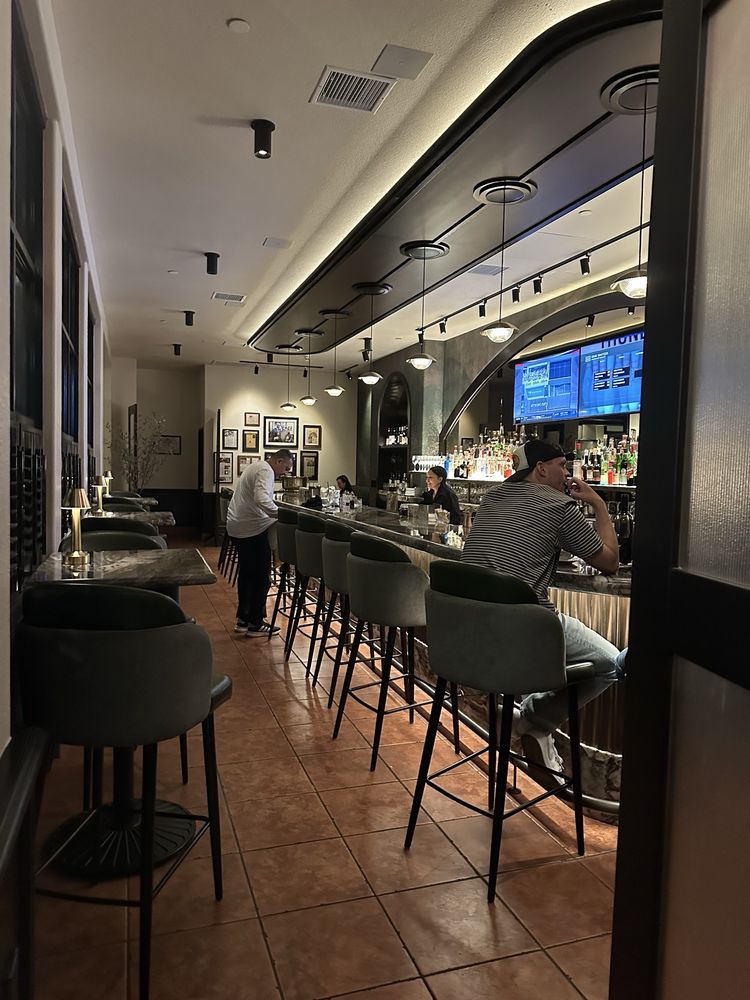 Gaetano’s - Photo 2