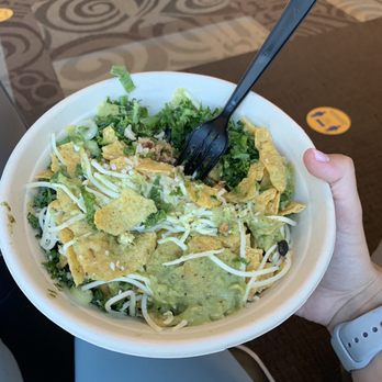 Chopt Creative Salad Co. - Chicken tinga - Salad Near Me - Nashville, Tennessee