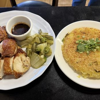 Pho Hong Hung - Crispy rice w/ roti chicken & pickled. - Vietnamese Near Me - Garden Grove, California Pho Hong Hung - Crispy rice w/ roti chicken & pickled. - Vietnamese Near Me - Garden Grove, California