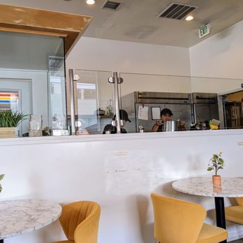 Green Table Cafe - Cafes Near Me - Los Angeles, California
