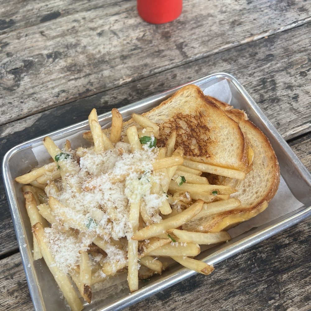 Grilled cheese w garlic fries