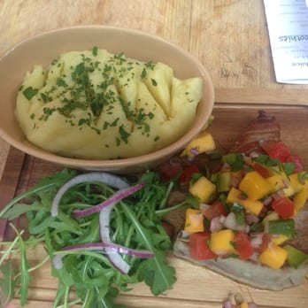 Natural Kitchen - Yum Tuna Steak. - British Near Me - London, XGL