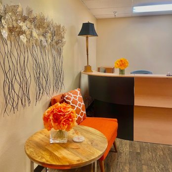 Stone Creek Escrow - Guest Reception Area - Real Estate Services Near Me - Upland, California