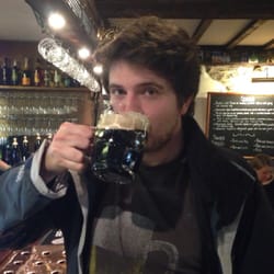 Ye Olde Nags Head - Ale in a dimpled glass!