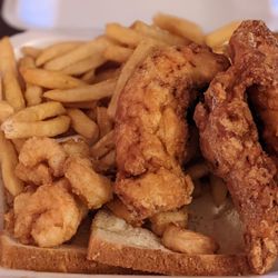 The Juicy Crawfish - Chicken tenders and shrimp combo