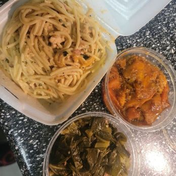 Smoke-A-Holics BBQ - Chicken spaghetti plate - Barbeque Near Me - Fort Worth, Texas Smoke-A-Holics BBQ - Chicken spaghetti plate - Barbeque Near Me - Fort Worth, Texas