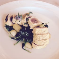 Luce Al Gargantini - Corn sealed tuna served with potatoes and spinach