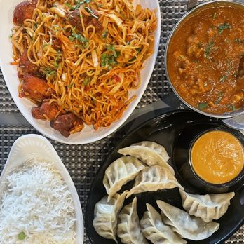 Sarangi - Chicken Hakka Noodles Chicken Biryani Chicken Curry Rice - Indian Near Me - Charlotte, North Carolina