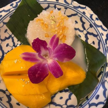 Valla Table - Mango Sticky Rice - Thai Near Me - New York, New York Valla Table - Mango Sticky Rice - Thai Near Me - New York, New York