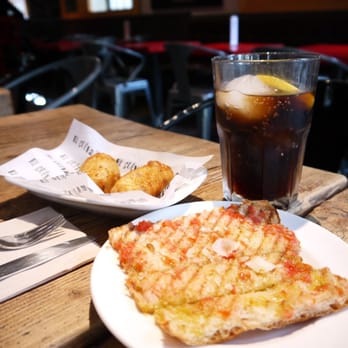 El Cuévano - Tapas/Small Plates Near Me - Barcelona, B El Cuévano - Tapas/Small Plates Near Me - Barcelona, B