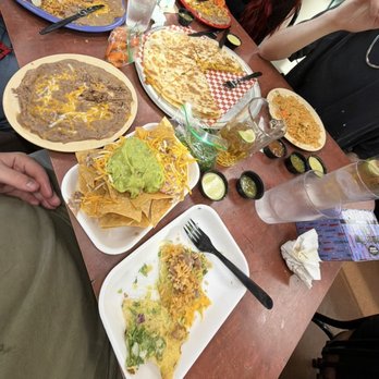 Los Sanchez Restaurant - Chicken Quesa-supreme-meat (whole) - Mexican Near Me - Garden Grove, California