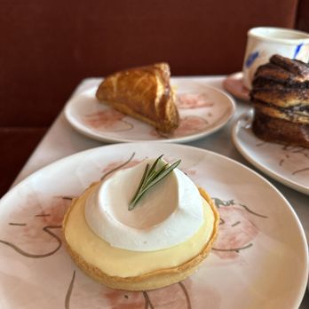 Loquat - Bakeries Near Me - San Francisco, California