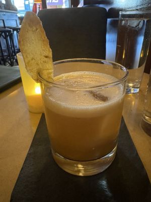 Orient Express Cocktail Bar by null