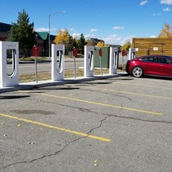Tesla Supercharger Silverthorne - Charging our 2012