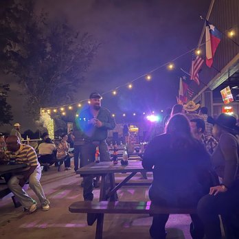 Whiskey River West - Another view of the patio area - Country Dance Halls Near Me - Richmond, Texas
