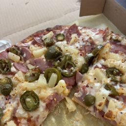 Great service, excellent pizza! Fred was very friendly. Great service, excellent pizza! Fred was very friendly.