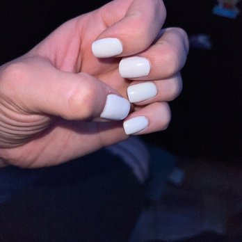 Chic Nails & Spa - You can see they are ready to peel off. Sadly this is a poor job done. Only 1 week old - Nail Salons Near Me - San Dimas, California