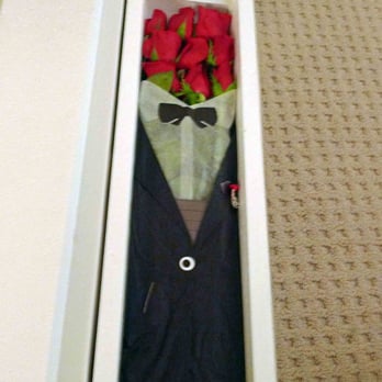 black tie with roses