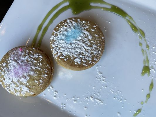 Pink Salt Restaurant & Lounge by null