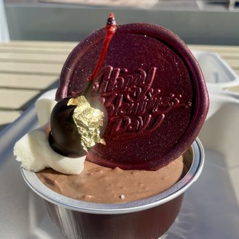 Gelato & Co - Cherry Cheesecake (front) - Patisserie/Cake Shop Near Me - Highlands Ranch, Colorado Gelato & Co - Cherry Cheesecake (front) - Patisserie/Cake Shop Near Me - Highlands Ranch, Colorado