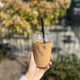 Iced vanilla latte with oat milk Iced vanilla latte with oat milk