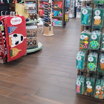 Buc-ee's - Unique dog cookies and toys - Gas Stations Near Me - Daytona Beach, Florida Buc-ee's - Unique dog cookies and toys - Gas Stations Near Me - Daytona Beach, Florida