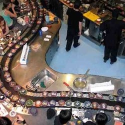 Yo! Sushi - Aerial view of chefs table