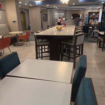 Hampton Inn Manassas - Place to eat - Hotels Near Me - Manassas, Virginia Hampton Inn Manassas - Place to eat - Hotels Near Me - Manassas, Virginia