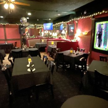 Ye Olde Lamplighter - Interior décor is dark, but comfy. - Steakhouses Near Me - San Bernardino, California