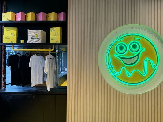 Lee's Donuts Gastown by null