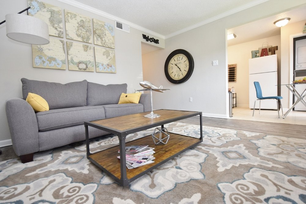 LATITUDE 30 Updated July 2024 14 Photos 4444 Tigerland Ave, Baton