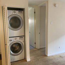 Nicely Renovated Onebed room Nicely Renovated Onebed room