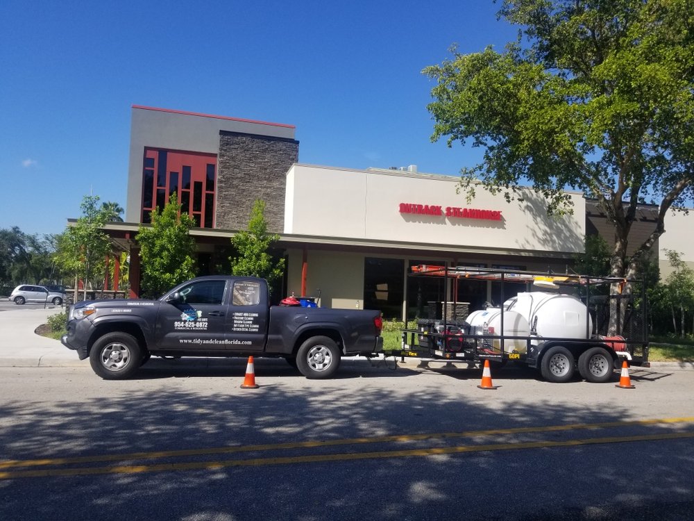 Slide of Pro Santos Pressure Wash & Roof Cleaning