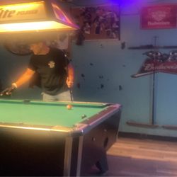 Star Saloon Tavern - Shooting stick