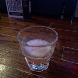 Blue Horn Lounge - Didn't know what a Paloma was