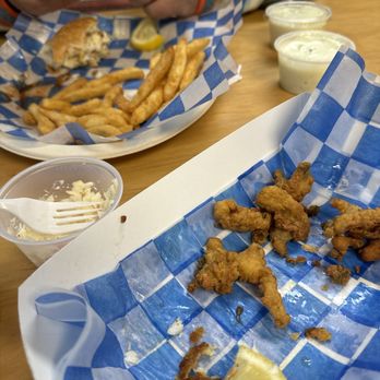 Graffam Bros Seafood - Clams and haddock sandwich - Seafood Markets Near Me - Rockport, Maine Graffam Bros Seafood - Clams and haddock sandwich - Seafood Markets Near Me - Rockport, Maine