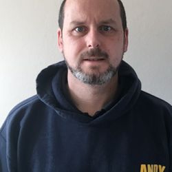 Pooles Locksmiths - Andy