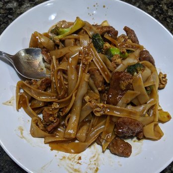 Asian Spice - Beef pad see ew - Thai Near Me - Littleton, Colorado Asian Spice - Beef pad see ew - Thai Near Me - Littleton, Colorado