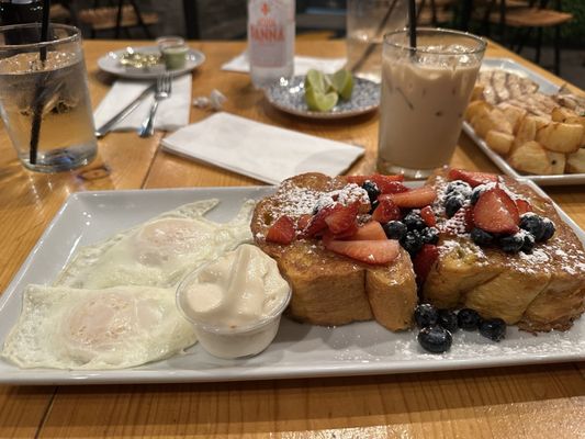 La Finca Bruncheria & Cafe by null