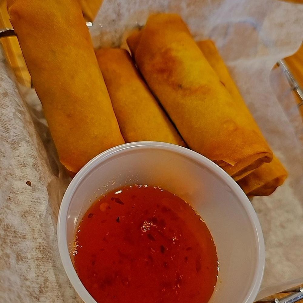 Bangkok Broiler - Veggies egg rolls are delicious - Thai Near Me - Hesperia, California Bangkok Broiler - Veggies egg rolls are delicious - Thai Near Me - Hesperia, California