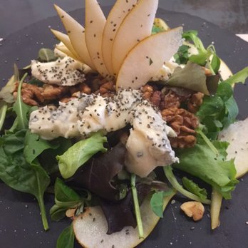 Vivanda - Pear, Walnut, Gorgonzola Salad - Italian Near Me - Florence, FI